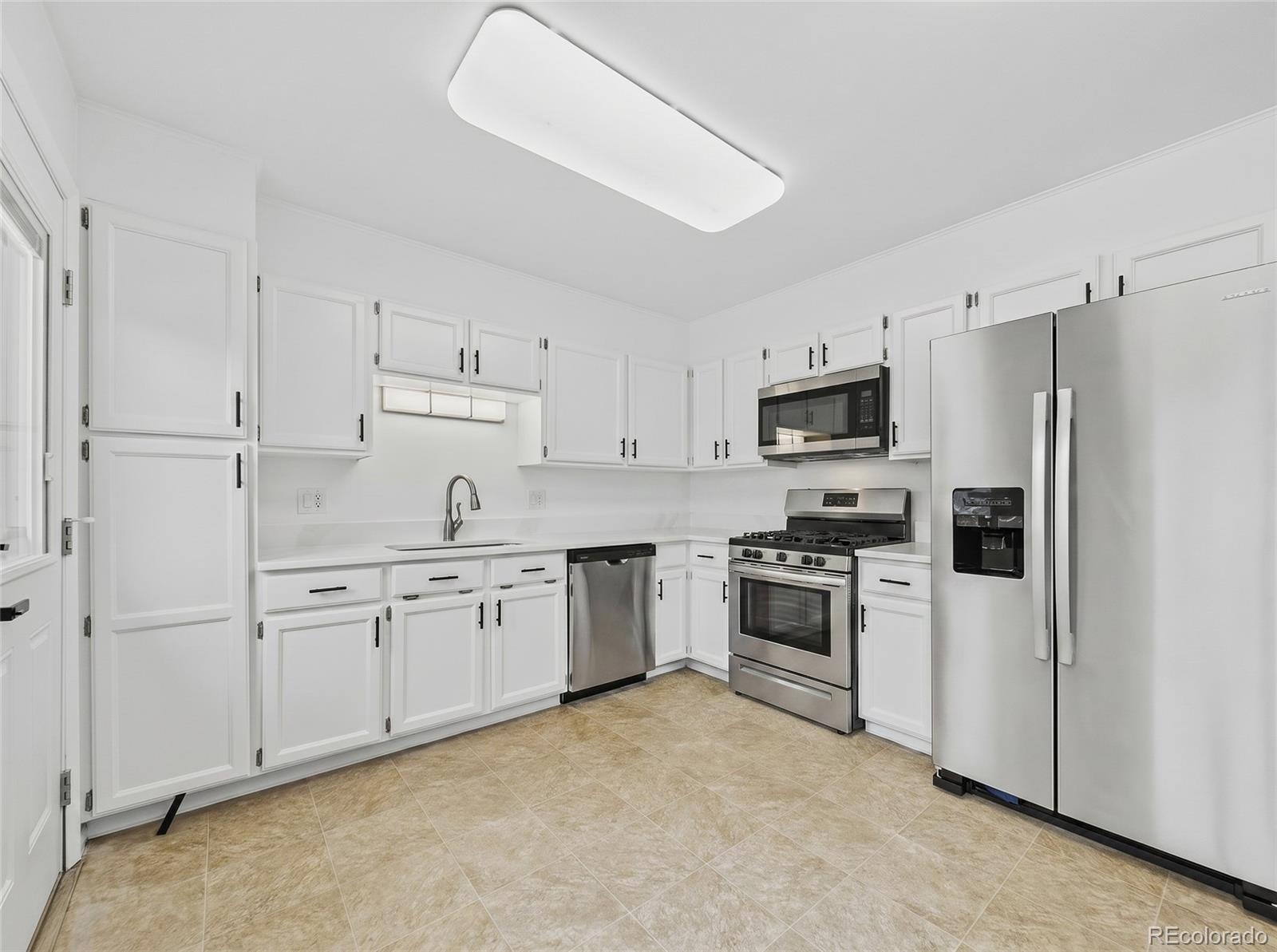 6950 W 62nd Place Arvada CO 80003