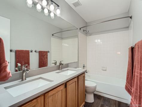 19098 E Ida Drive Aurora CO 80015