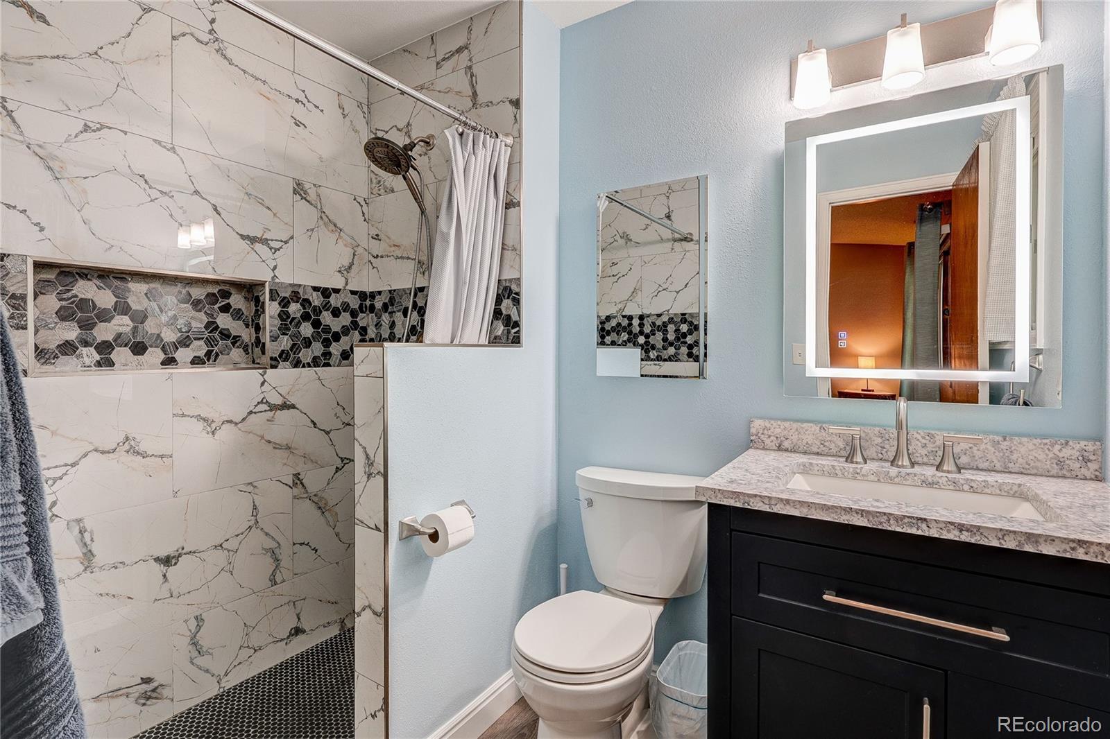 5723 S Killarney Way Centennial CO 80015