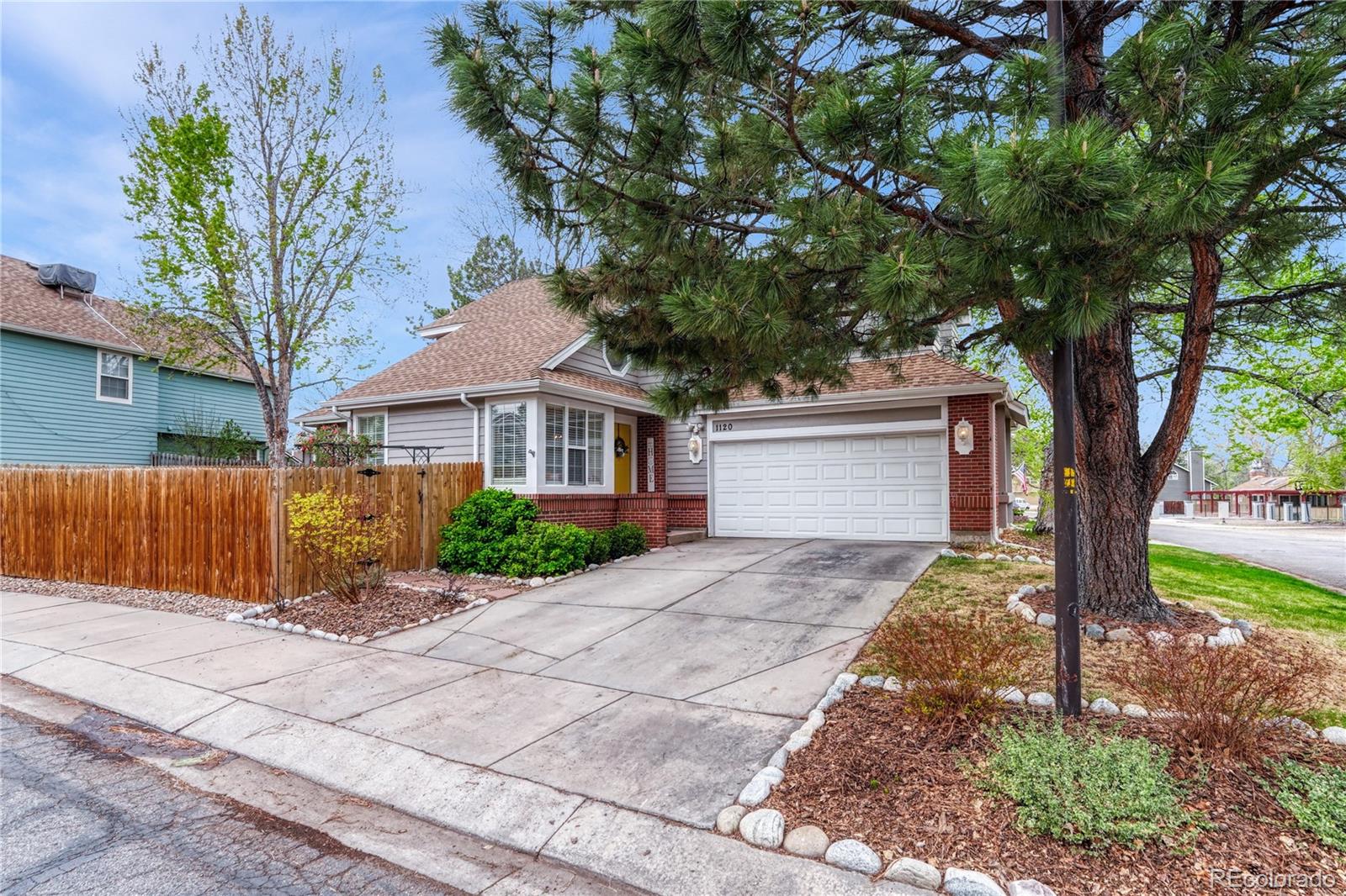 1120 S Flower Circle Lakewood CO 80232
