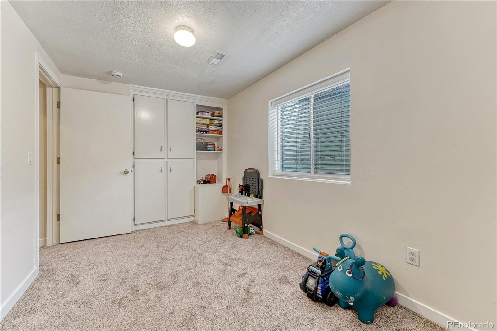 1120 S Flower Circle Lakewood CO 80232