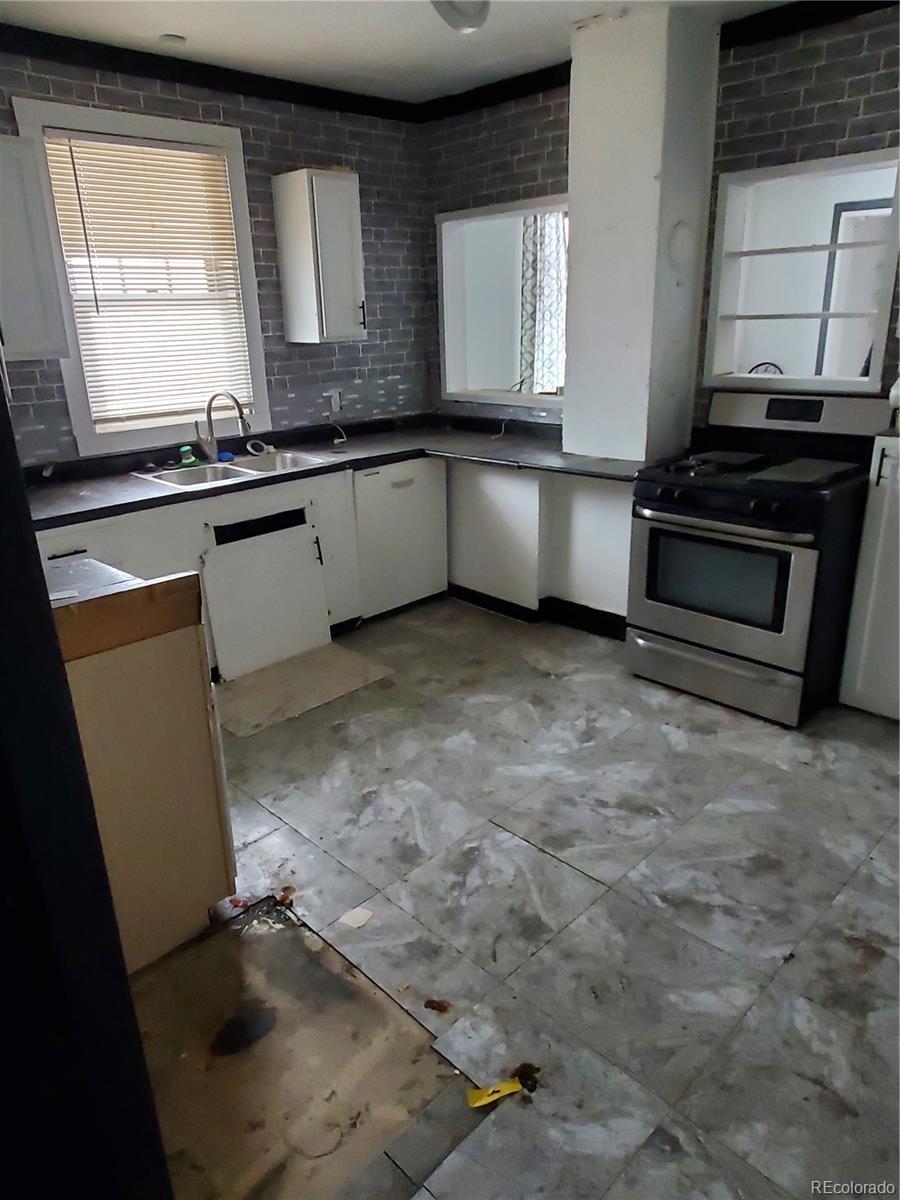 285 S Newton Street Denver CO 80219