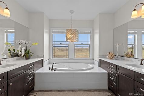 10872 Greycliffe Way Highlands Ranch CO 80126