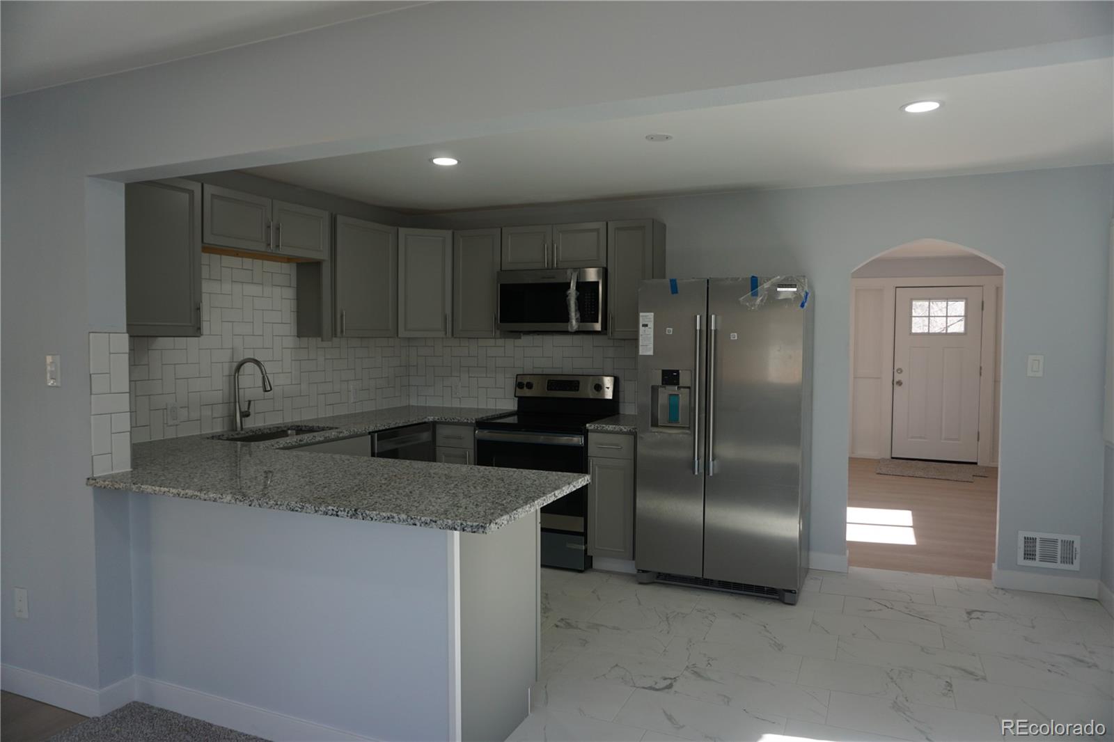 1657 Kingston Street Aurora CO 80010