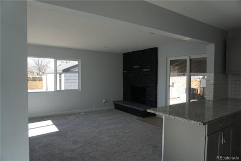 1657 Kingston Street Aurora CO 80010