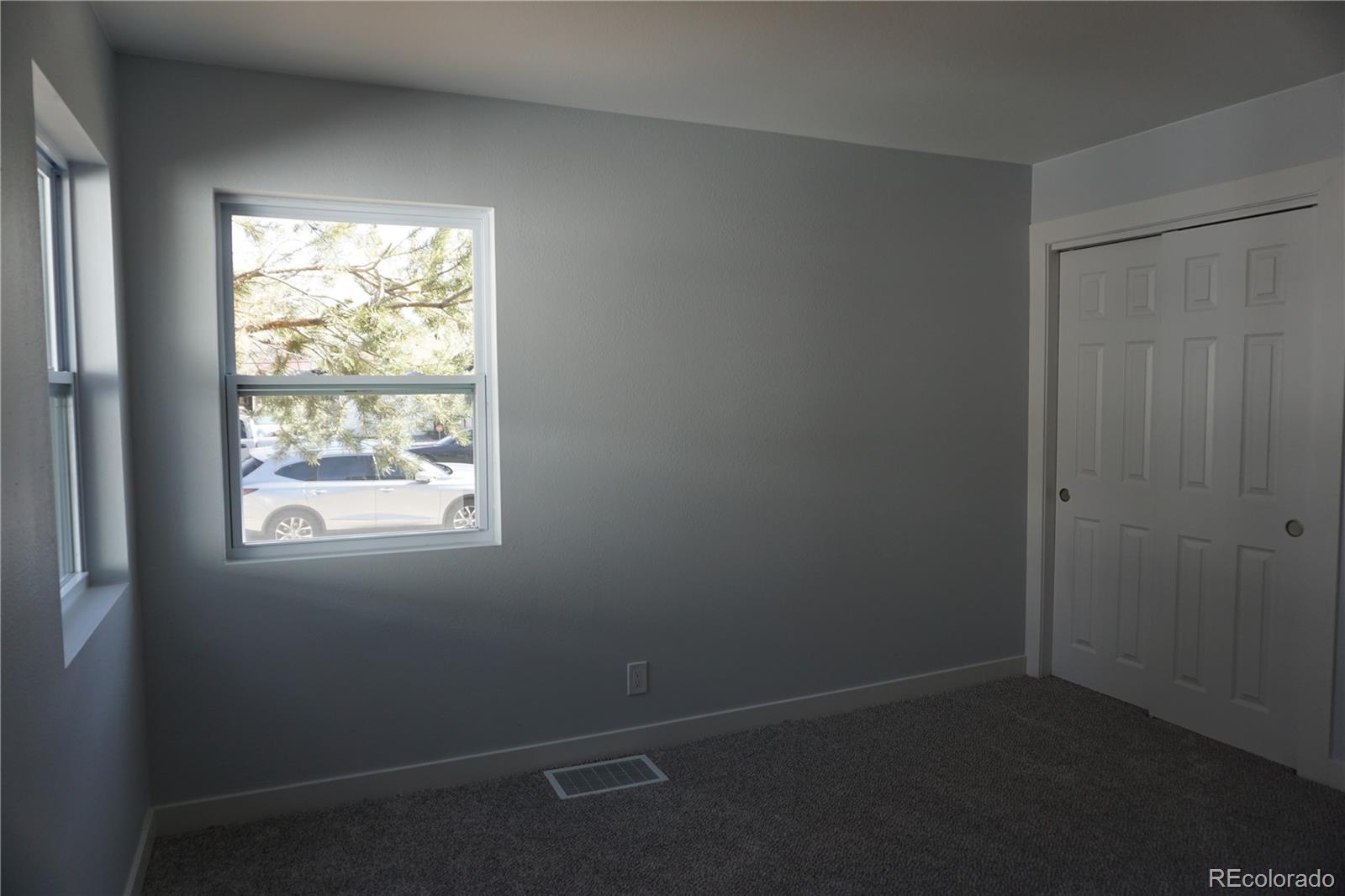 1657 Kingston Street Aurora CO 80010