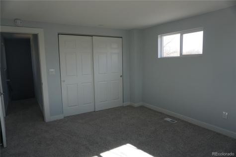1657 Kingston Street Aurora CO 80010