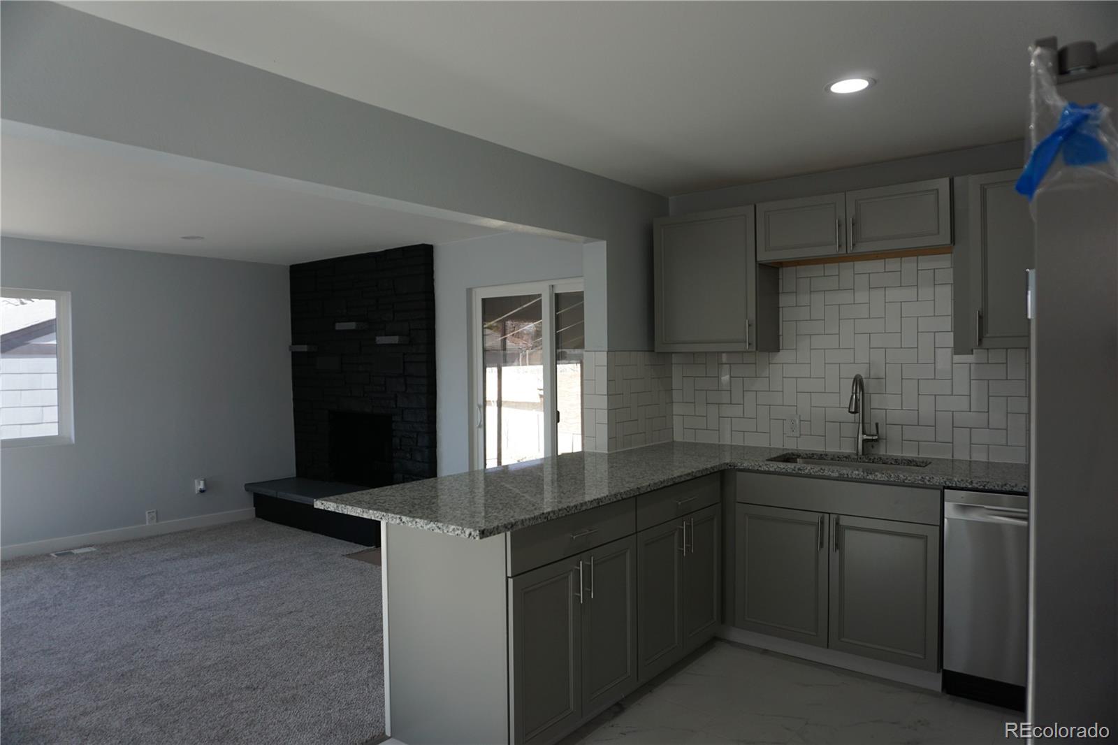 1657 Kingston Street Aurora CO 80010