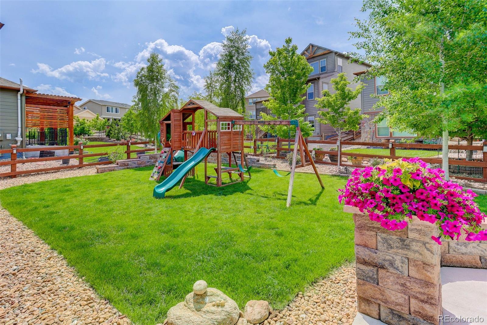 9527 Loveland Way Arvada CO 80007