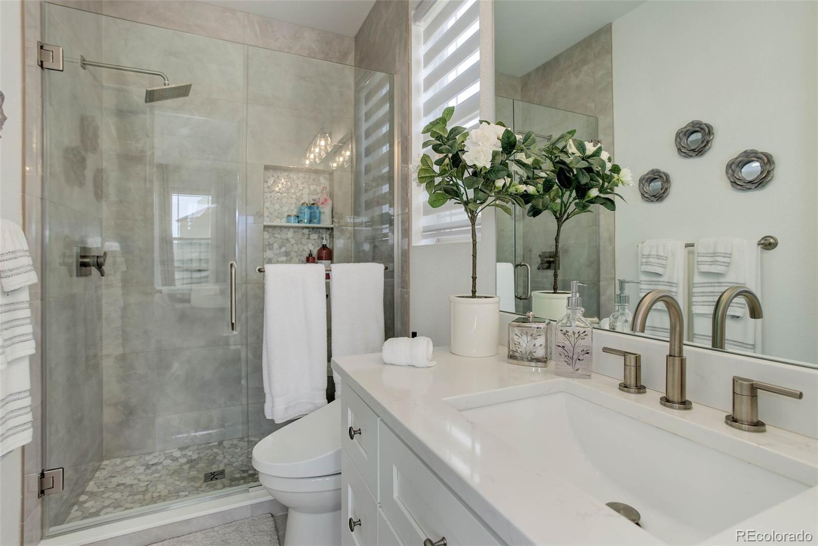 9527 Loveland Way Arvada CO 80007