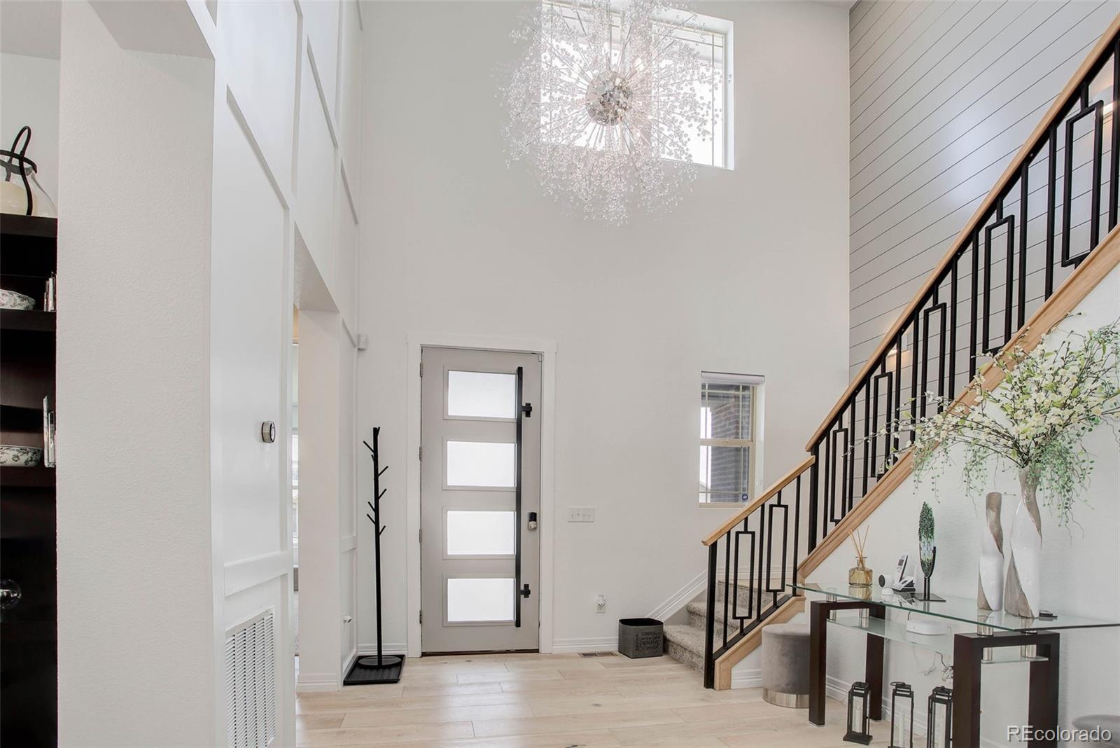 9527 Loveland Way Arvada CO 80007