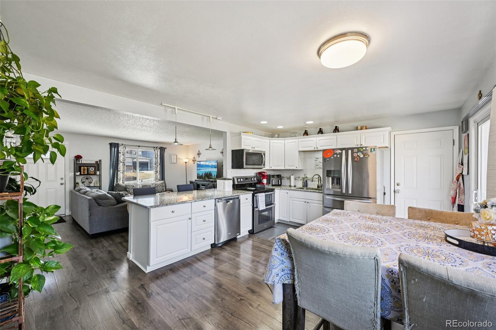 7155 S Dover Court Littleton CO 80128