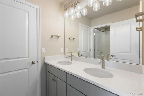 21011 E 63rd Drive Aurora CO 80019