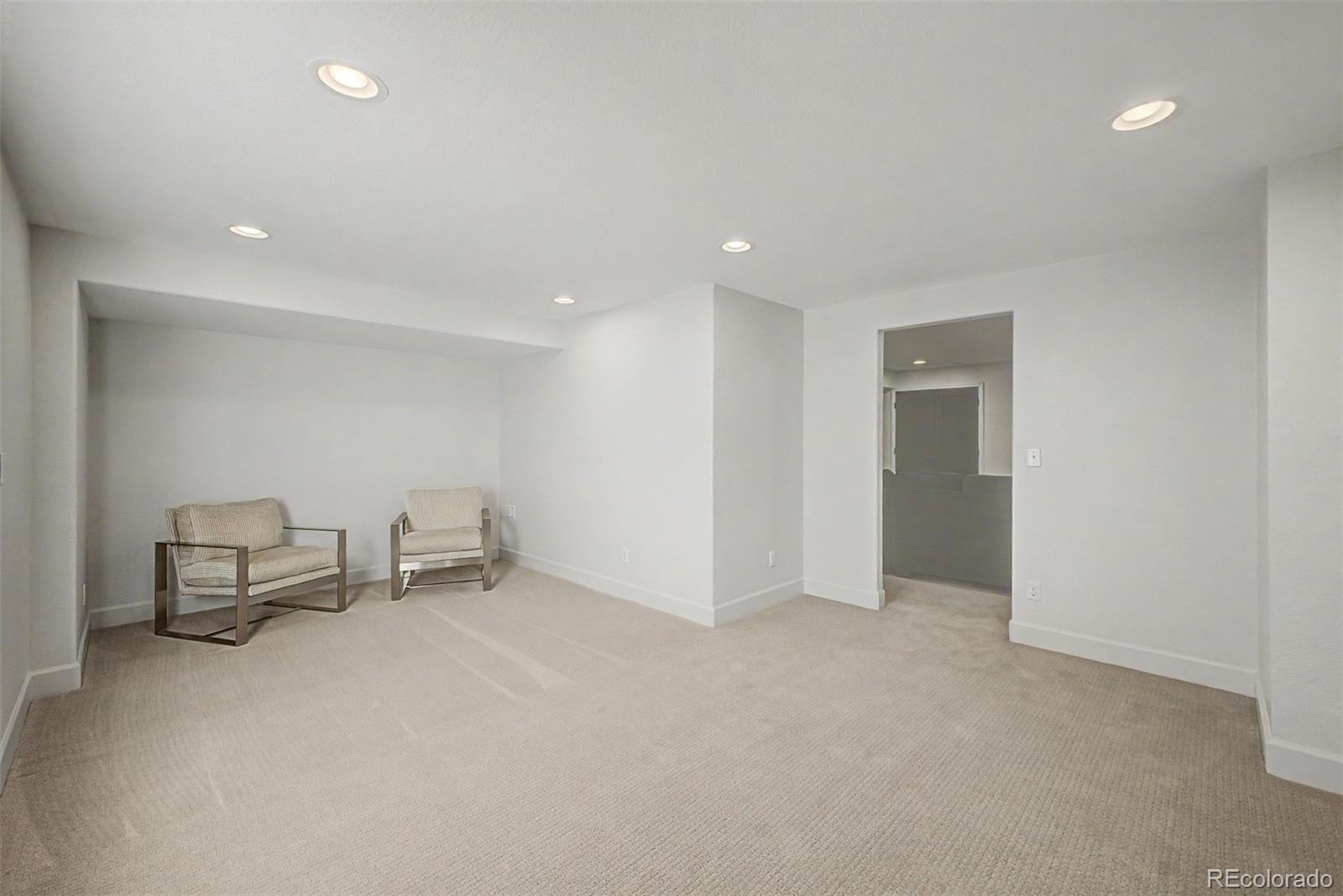 6052 S Ouray Street Aurora CO 80016