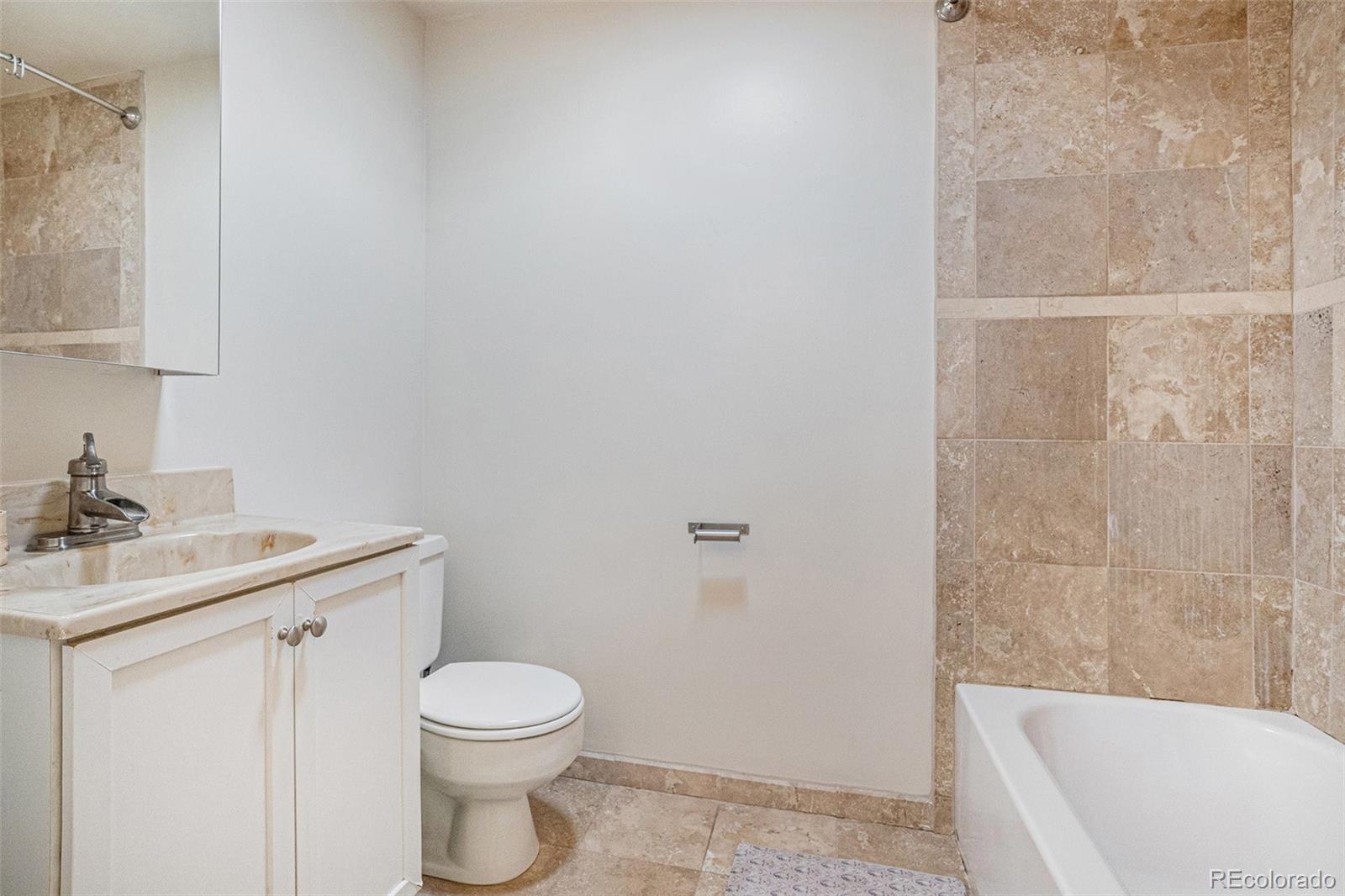 1781 N Oakland Street Aurora CO 80010