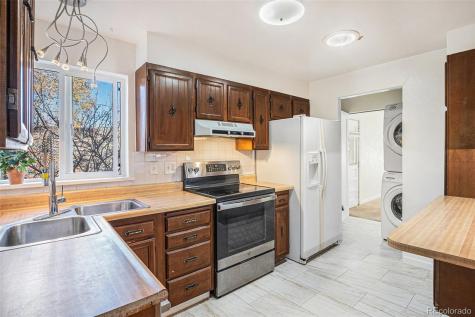 1781 N Oakland Street Aurora CO 80010