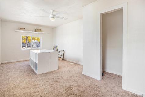 1781 N Oakland Street Aurora CO 80010