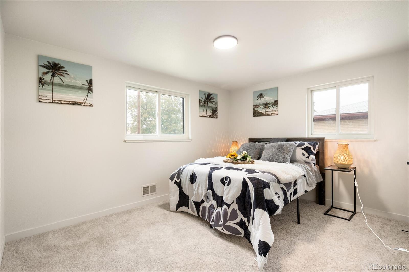 556 Empire Street Aurora CO 80010