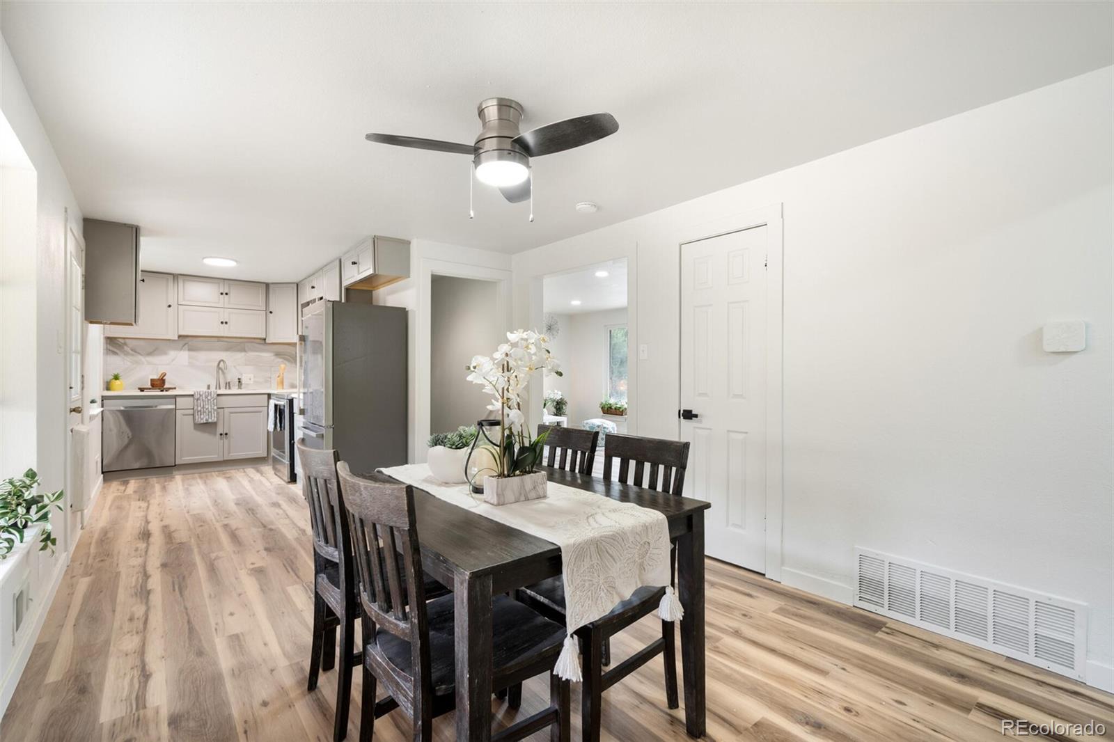 556 Empire Street Aurora CO 80010