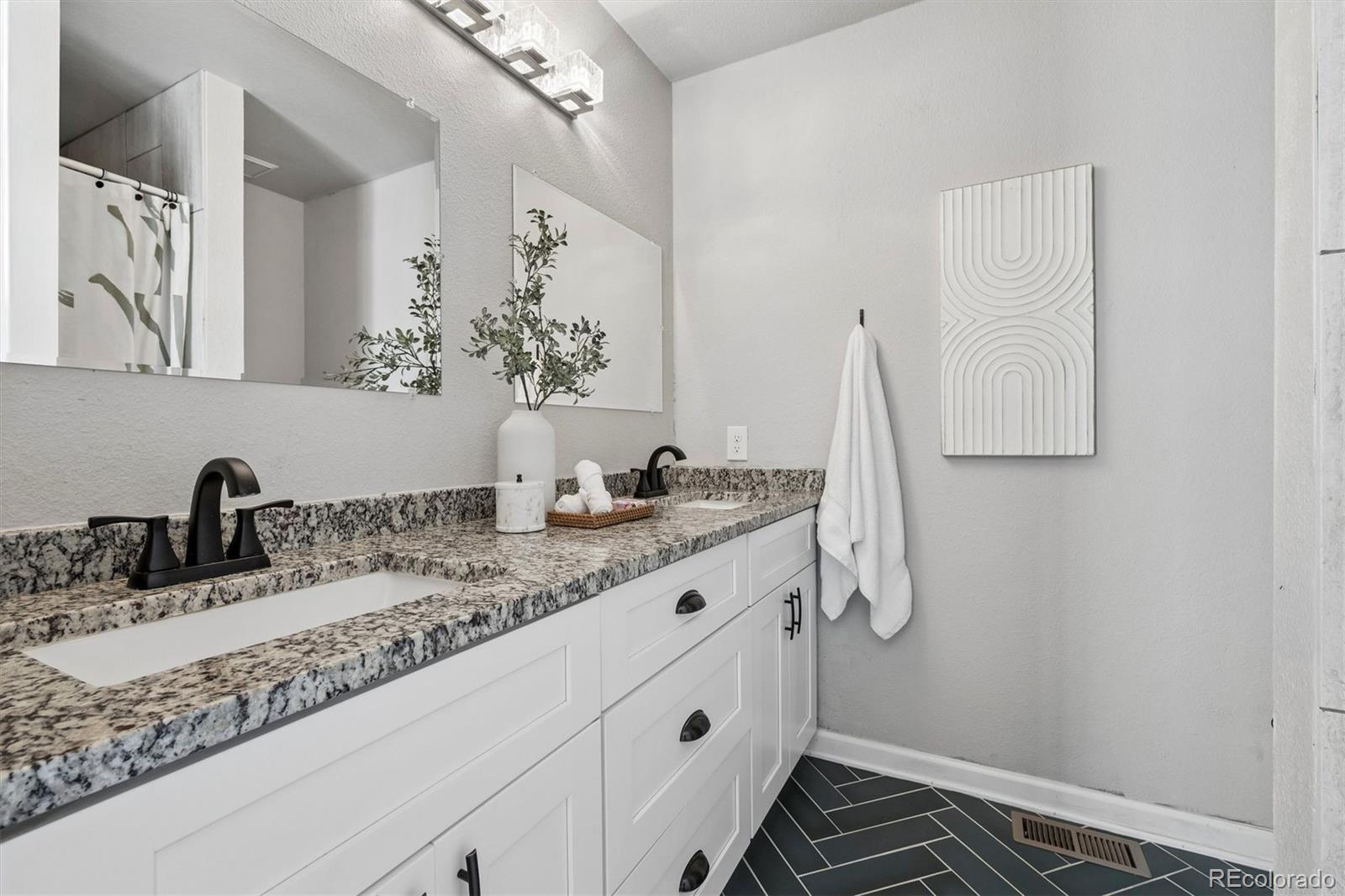 10469 Hyacinth Place Highlands Ranch CO 80129