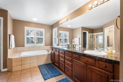 24723 E Quarto Aurora CO 80016