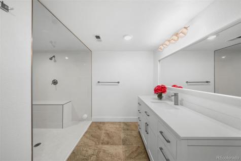 7790 S Quatar Court Aurora CO 80016