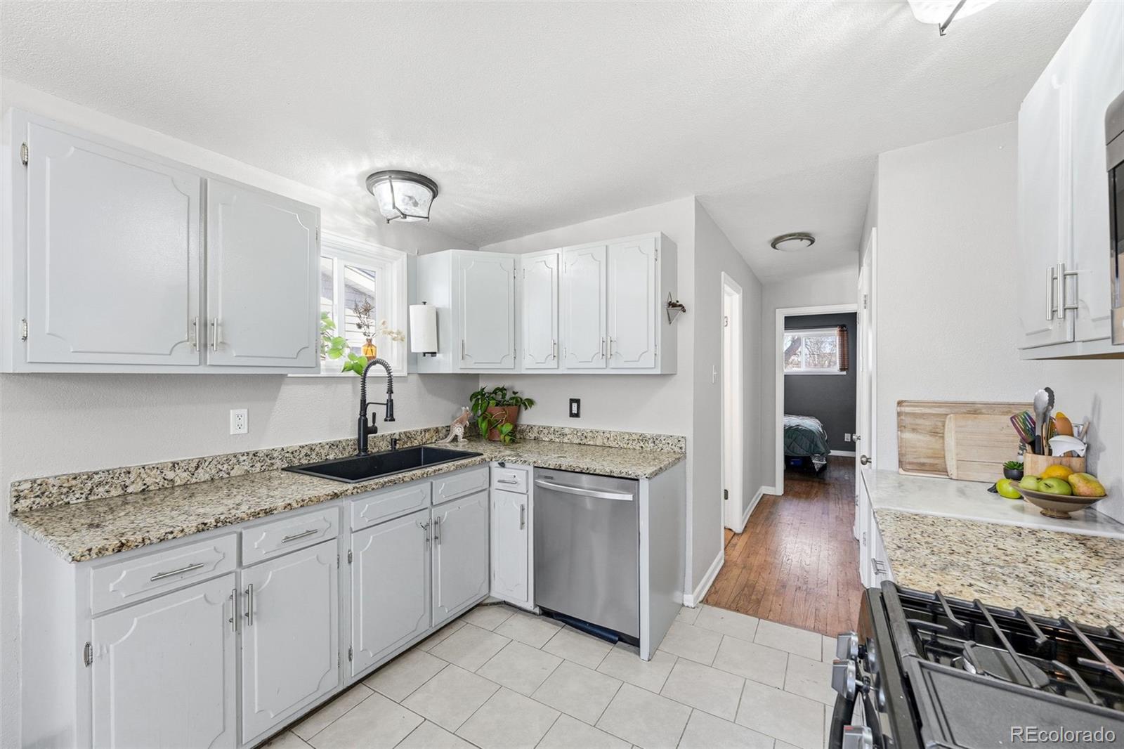10050 W Kline Drive Denver CO 80215