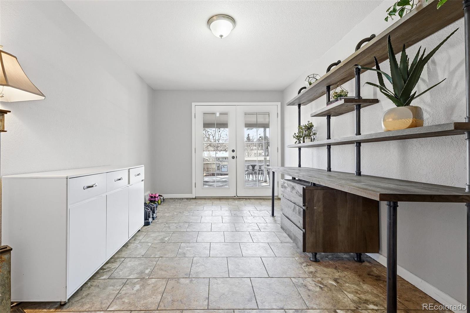 10050 W Kline Drive Denver CO 80215