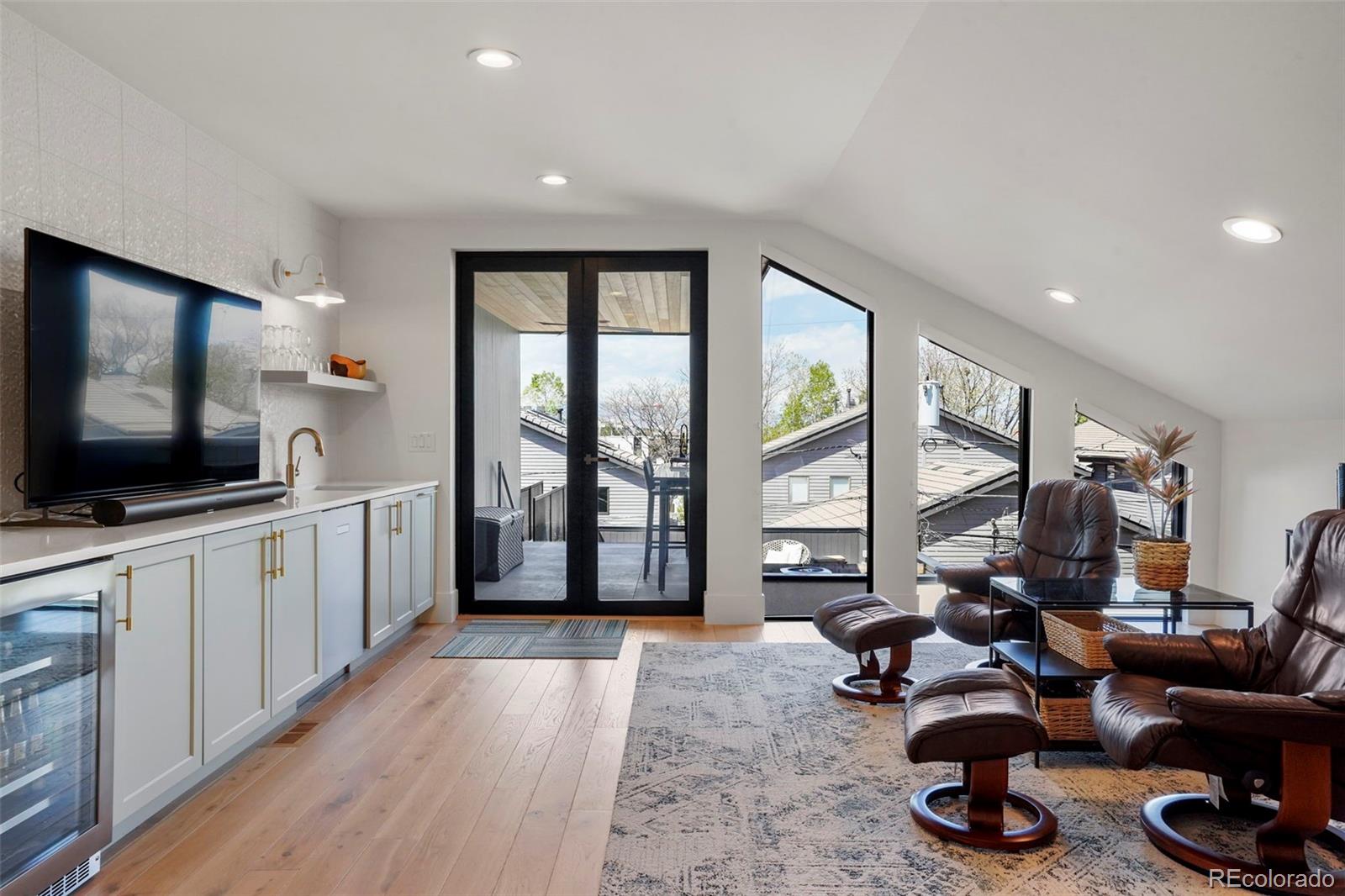 257 Jackson Street Denver CO 80206