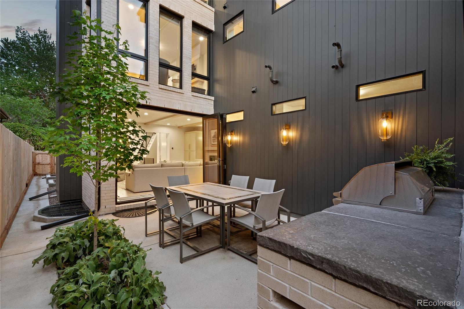 257 Jackson Street Denver CO 80206