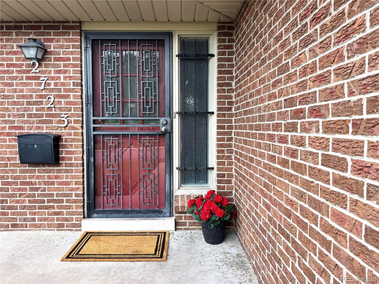 2723 S Fenton Street Denver CO 80227