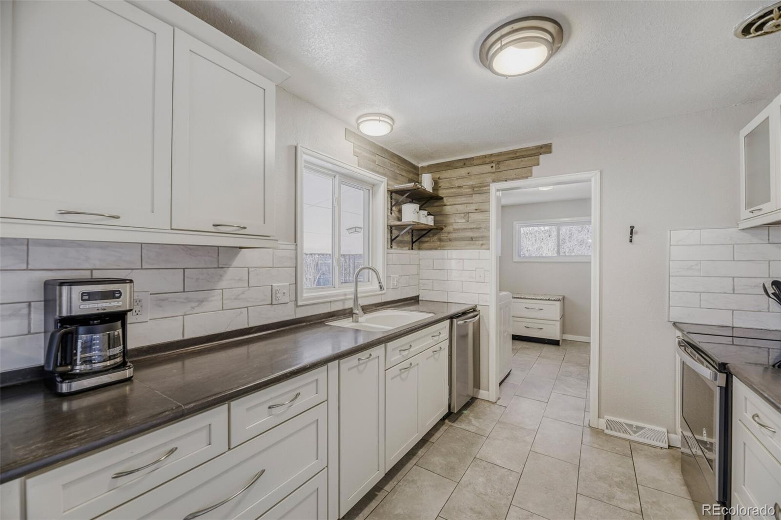 3374 W Belmont Avenue Littleton CO 80123