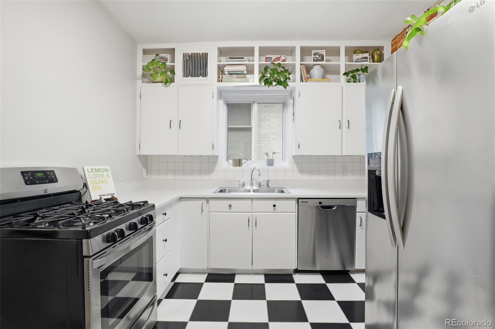 3339 W Moncrieff Place Denver CO 80211