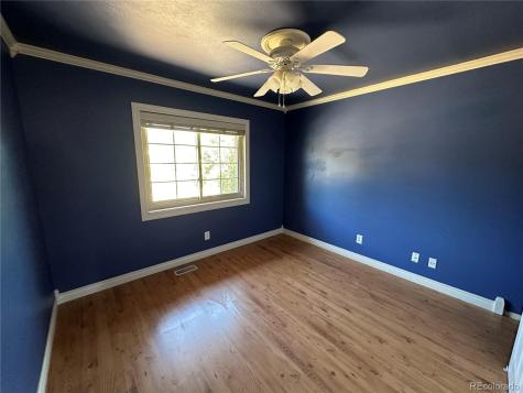 2318 S Rifle Street Aurora CO 80013