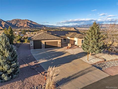 29 Kyndra Court Canon City CO 81212
