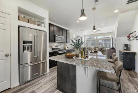 3934 N Quatar Court Aurora CO 80019