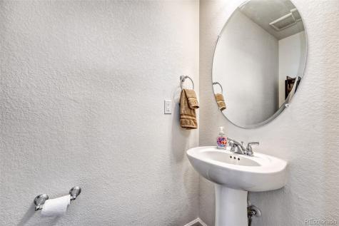 3934 N Quatar Court Aurora CO 80019