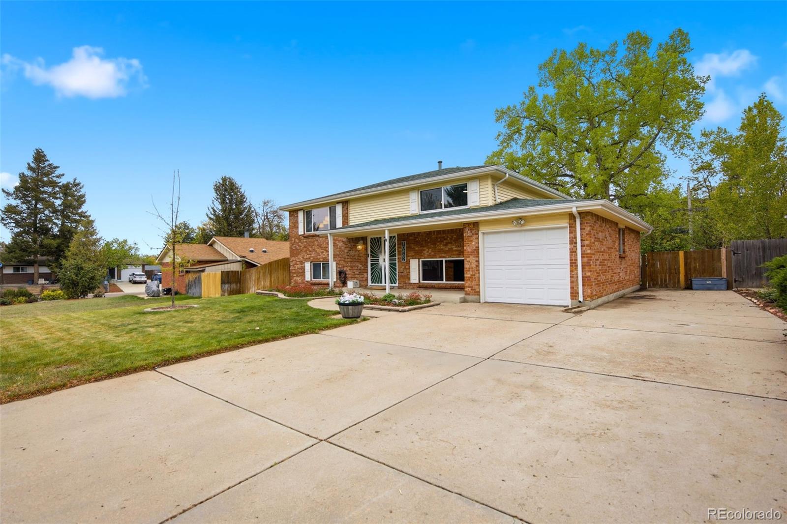 10462 W 9th Avenue Lakewood CO 80215