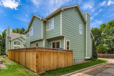 8076 Meadowdale Square Niwot CO 80503