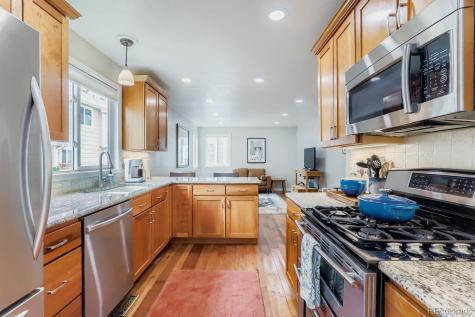 8076 Meadowdale Square Niwot CO 80503