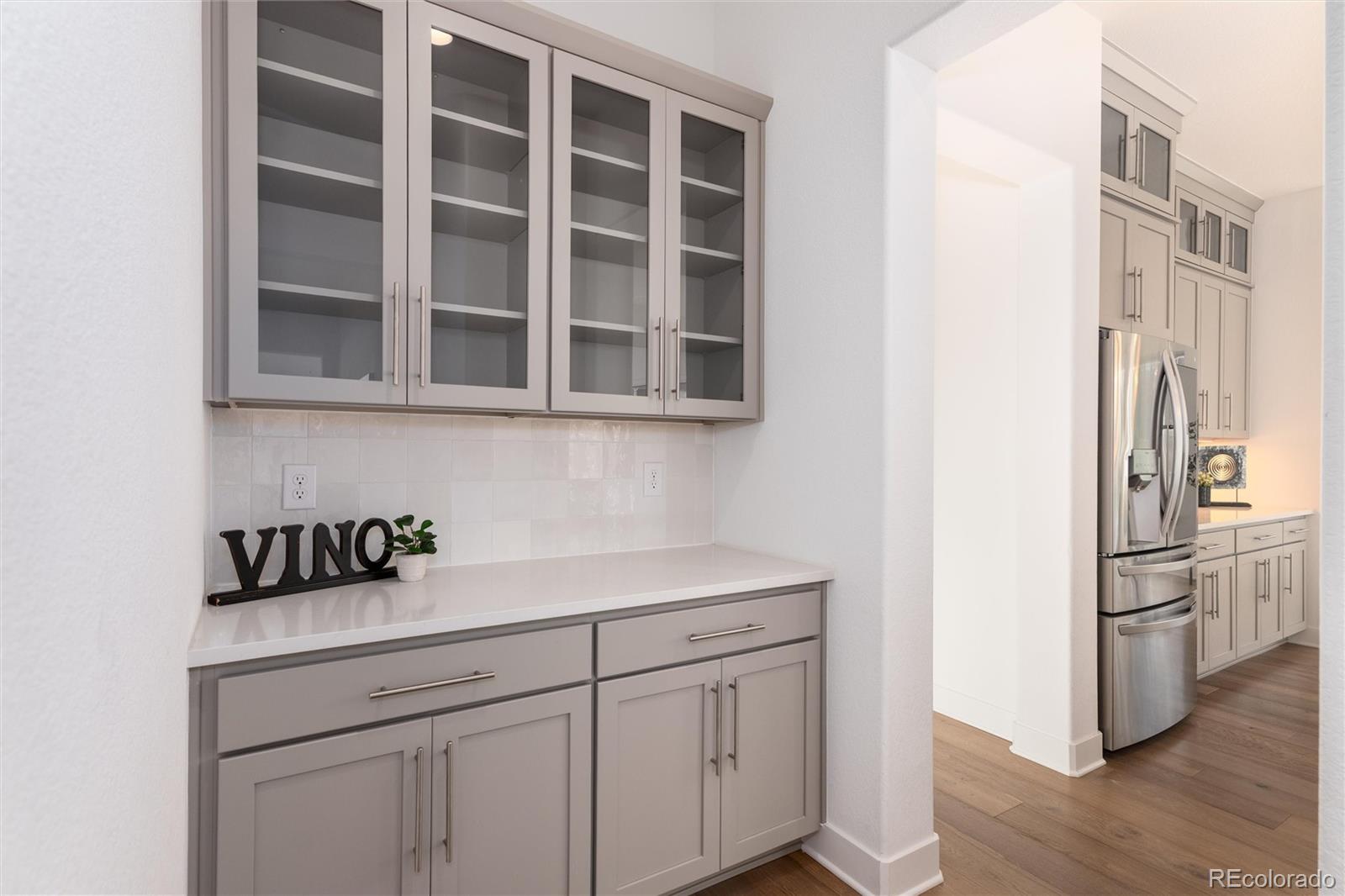 6689 S Vandriver Way Aurora CO 80016
