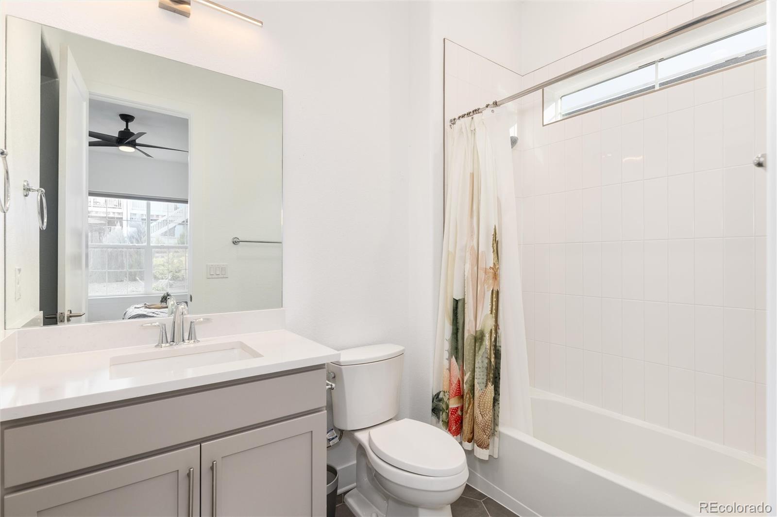 6689 S Vandriver Way Aurora CO 80016