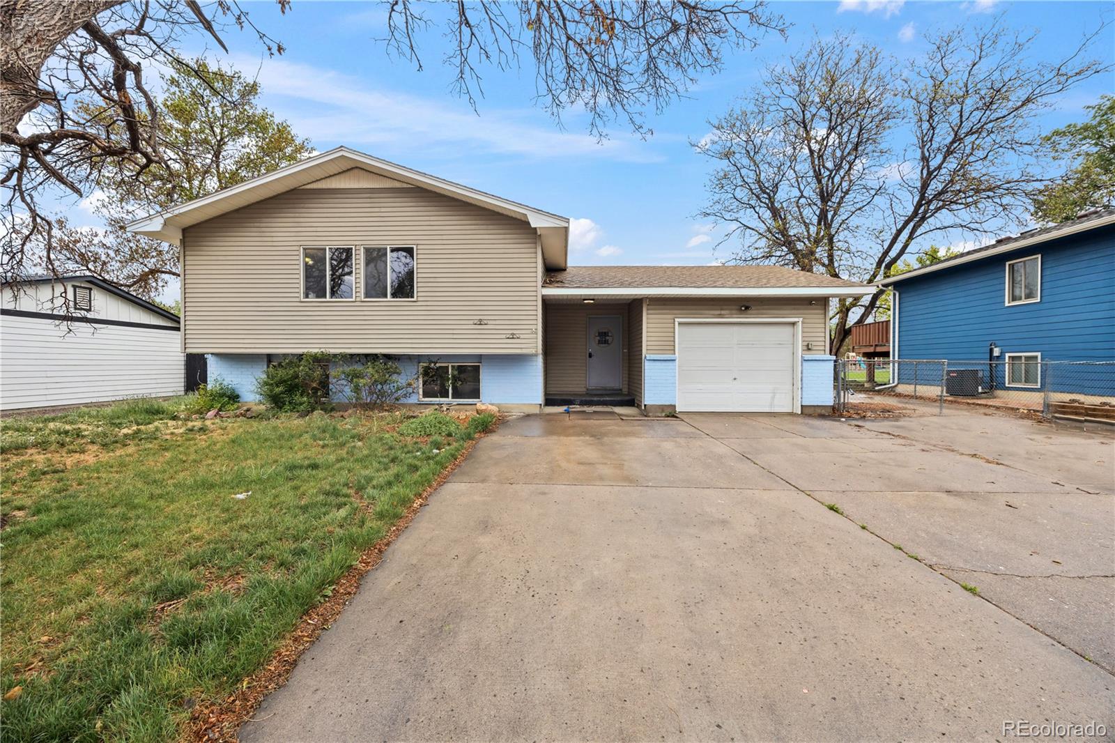 1026 Drury Lane Colorado Springs CO 80911