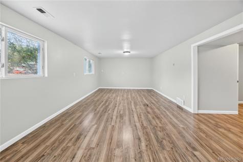 1026 Drury Lane Colorado Springs CO 80911