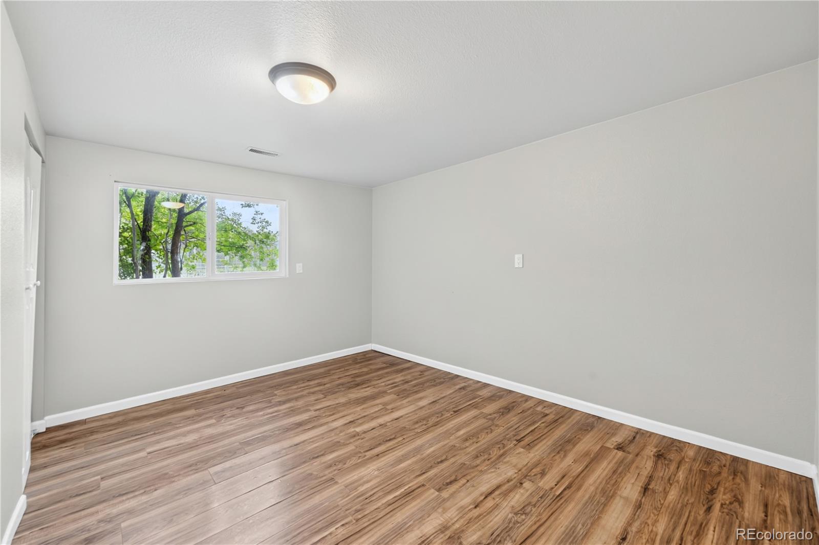 1026 Drury Lane Colorado Springs CO 80911