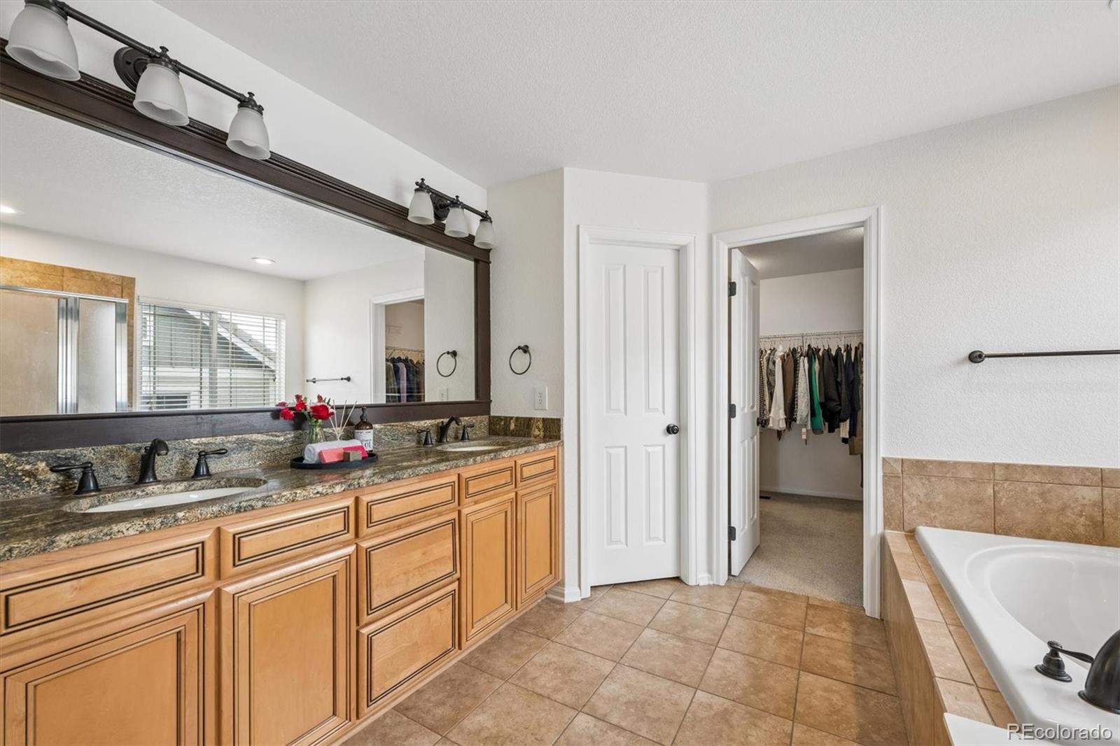 23520 E Portland Way Aurora CO 80016