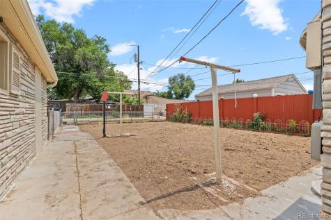 1132 Boston Street Aurora CO 80010