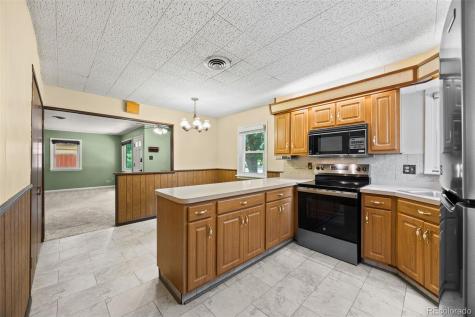 1132 Boston Street Aurora CO 80010