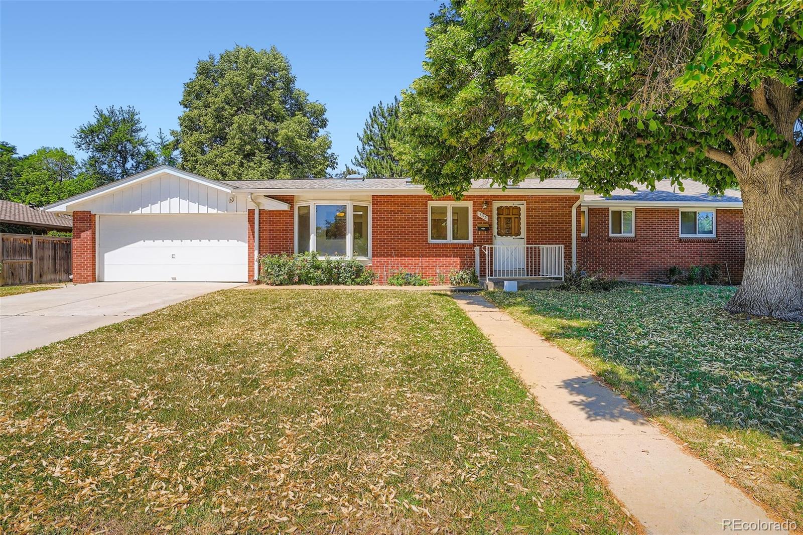 135 Dover Street Lakewood CO 80226