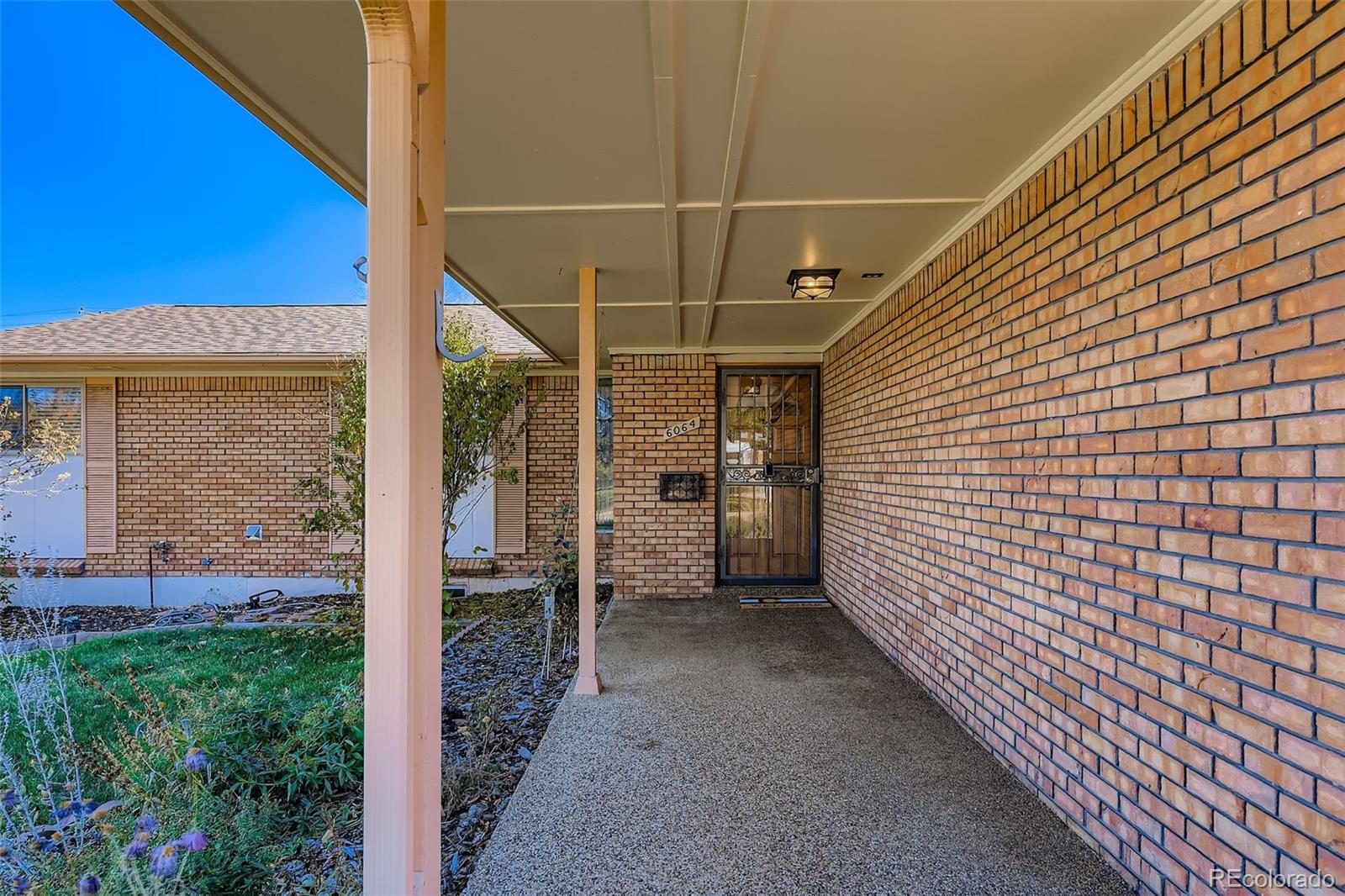 6064 S Steele Street Centennial CO 80121